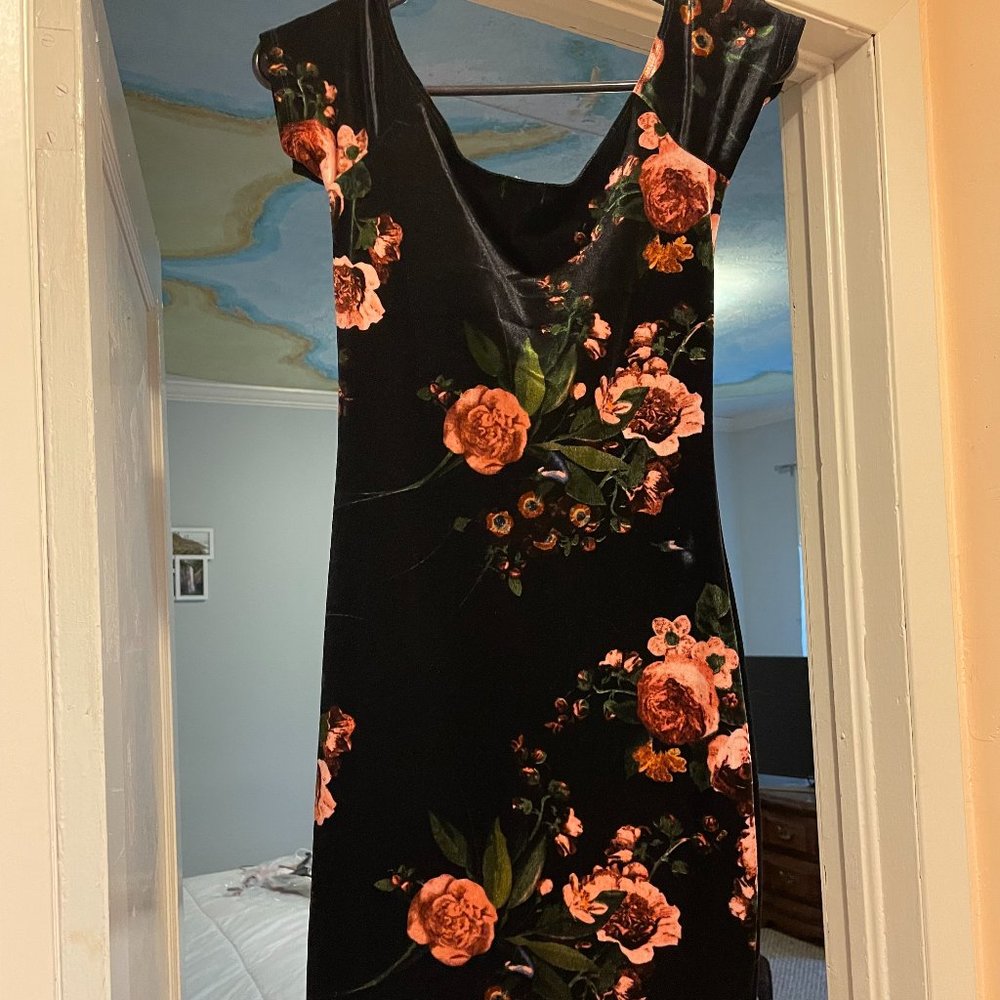 Black Velvet Mini Dress SM